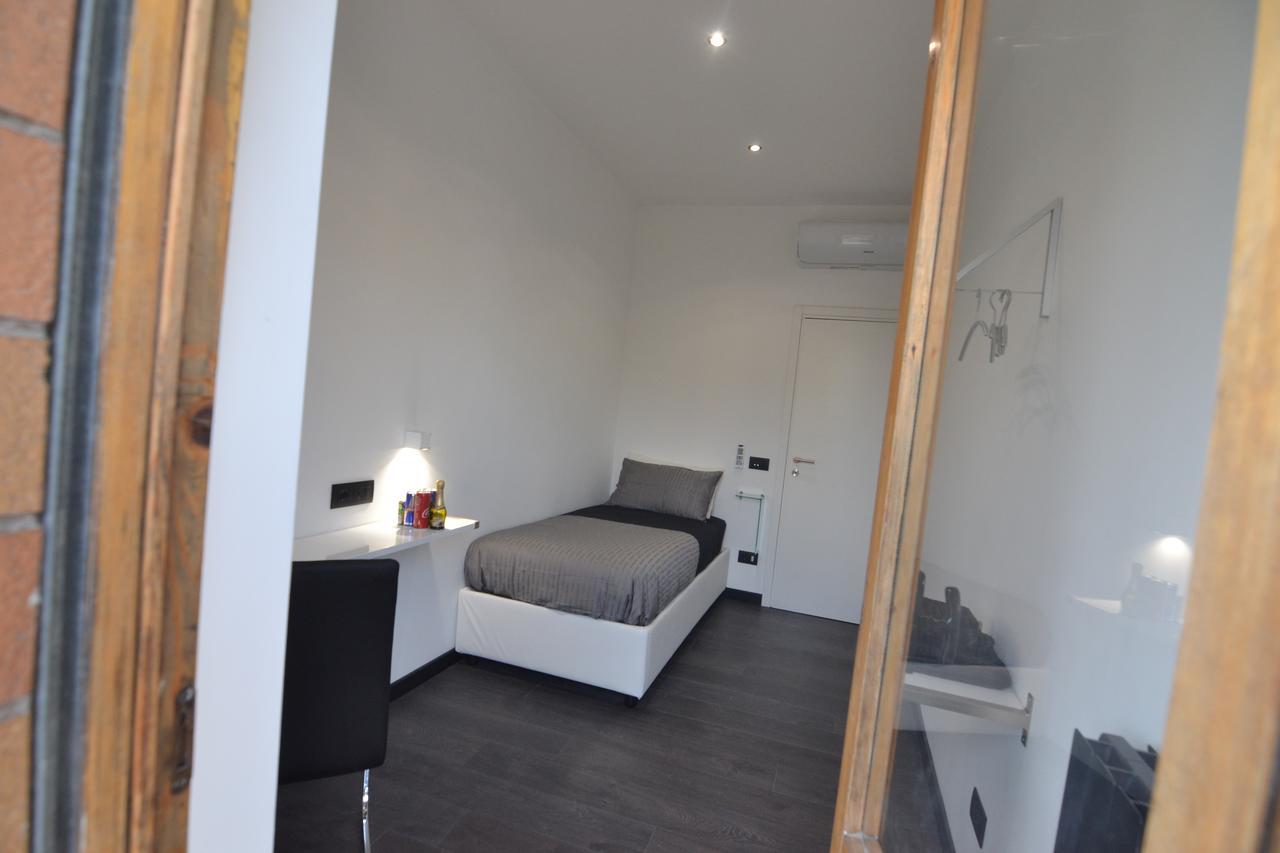 Ff B&B Rom Exteriör bild