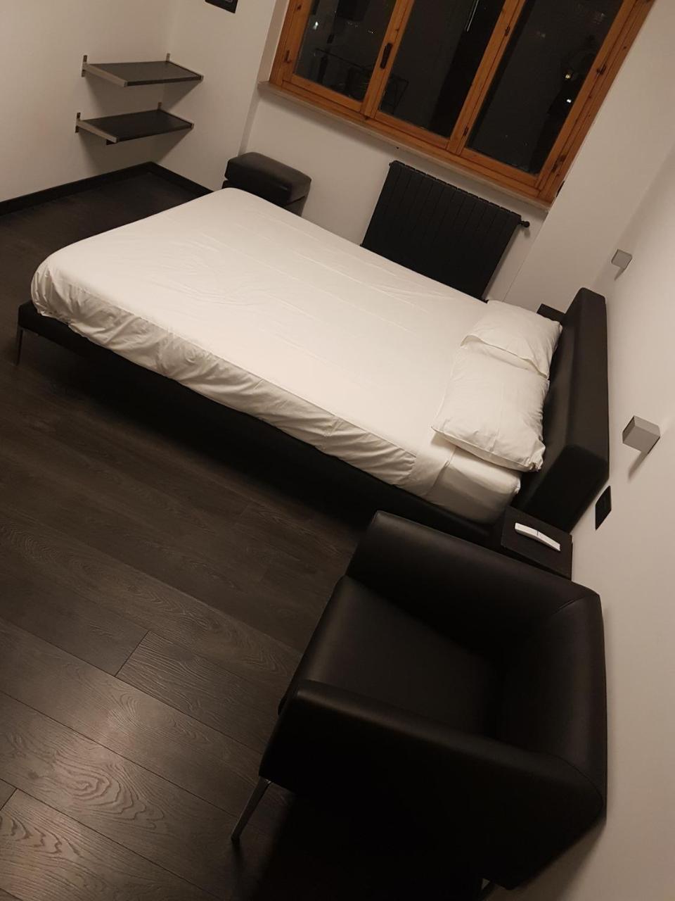 Ff B&B Rom Exteriör bild